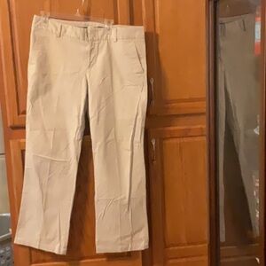 Good used misses dockers pants size 14 medium